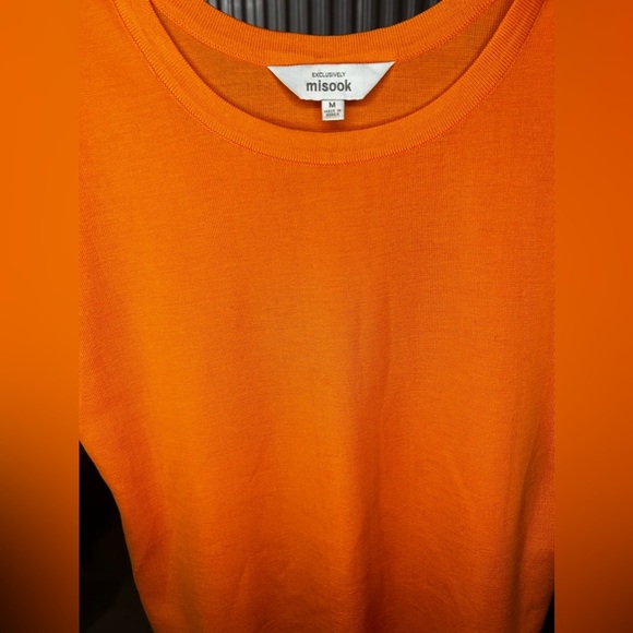 Women’s Misook Orange Designer Acrylic Polyester Sleeveless Top Size Medium - Picture 3 of 6